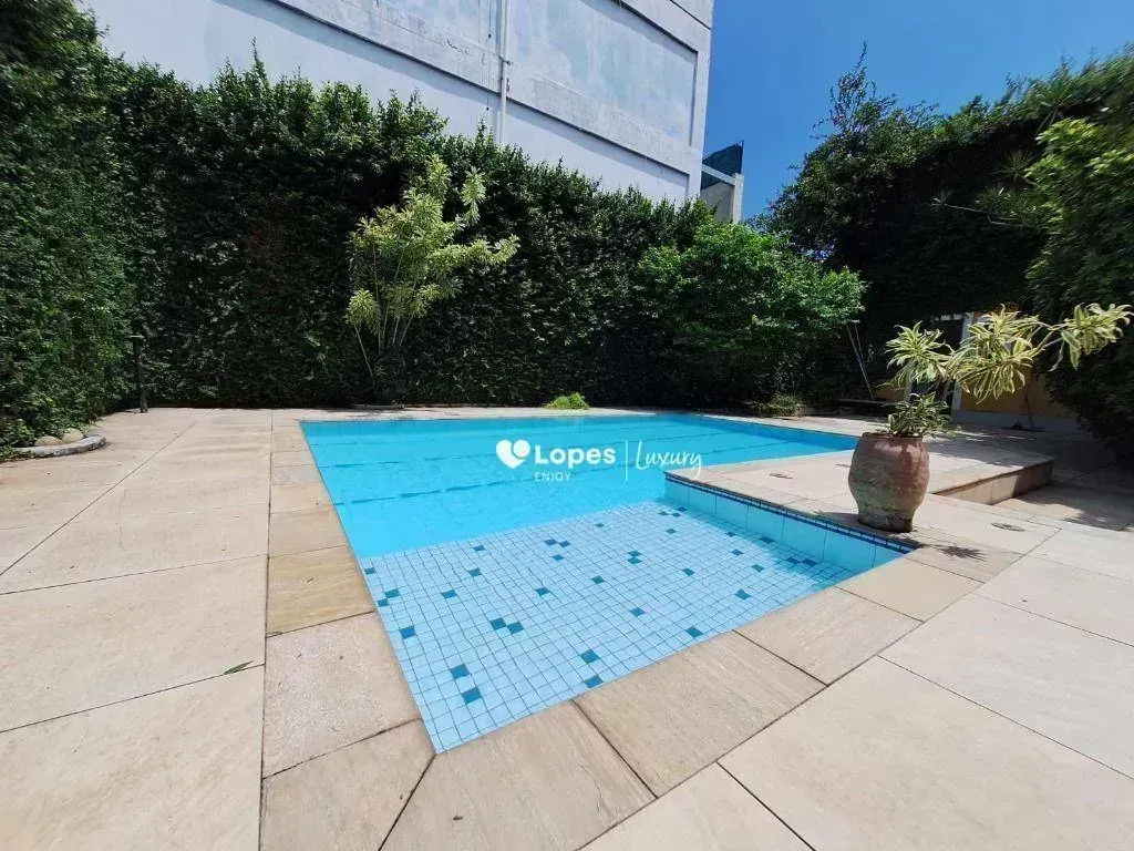 Casa com 6 quartos e 720 m² com piscina e sauna — photo 34