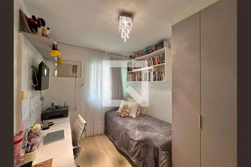 Rental apartment with 3 bedrooms, balcony 94 m² — photo 12