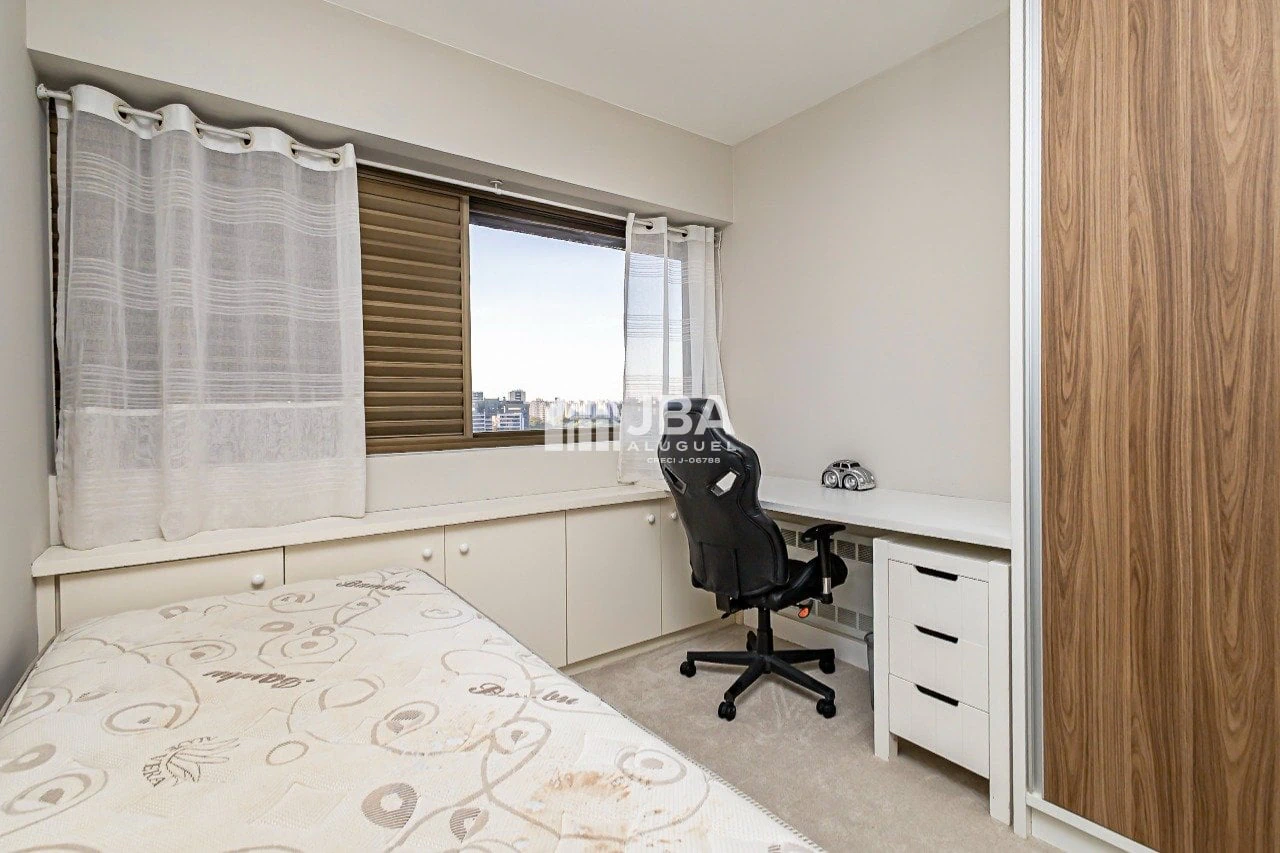 Квартира 226 м² з 3 спальнями та кухнею відкритого плану — photo 17