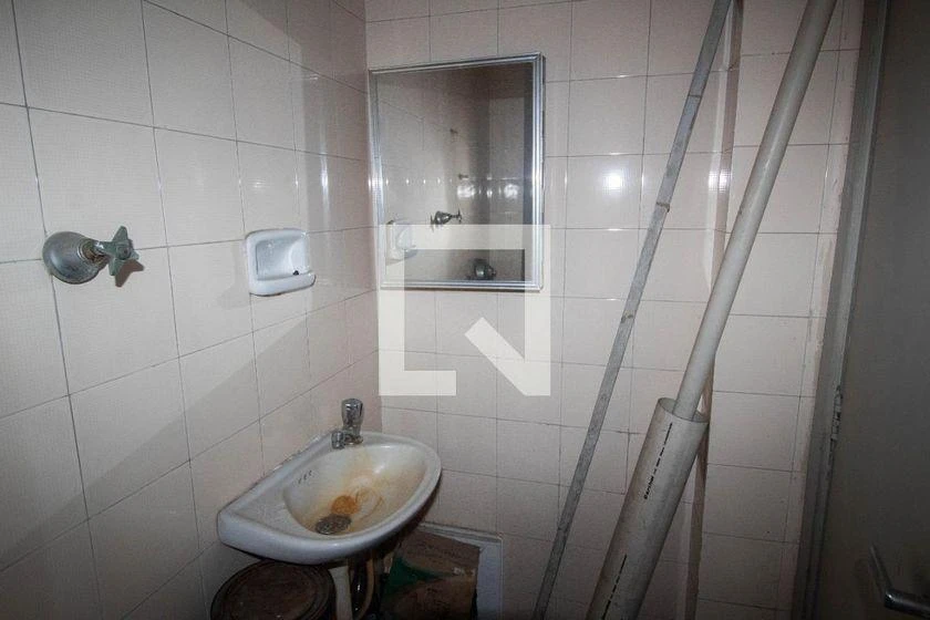 Мебльована квартира з пральною машинкою та 2 кімнатами — photo 35