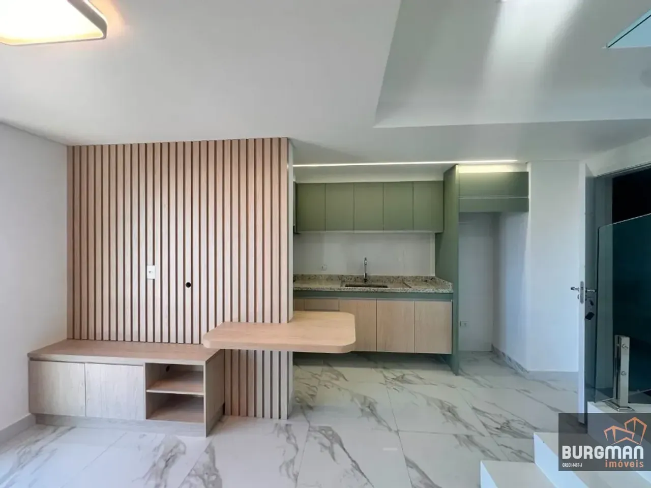 121 m² apartment with 2 bedrooms and 2 parking spaces