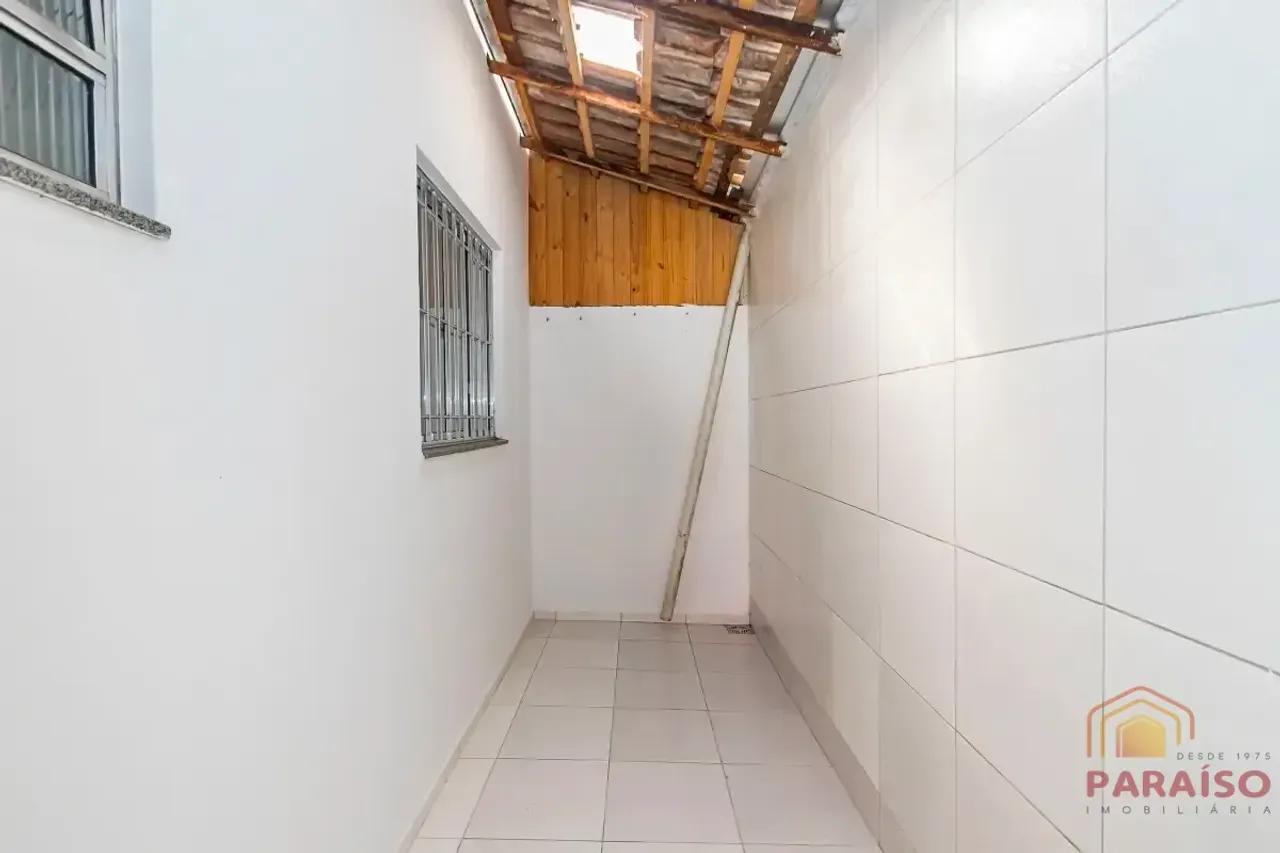 Casa de 3 habitaciones con lavadero cubierto y balcón — photo 12