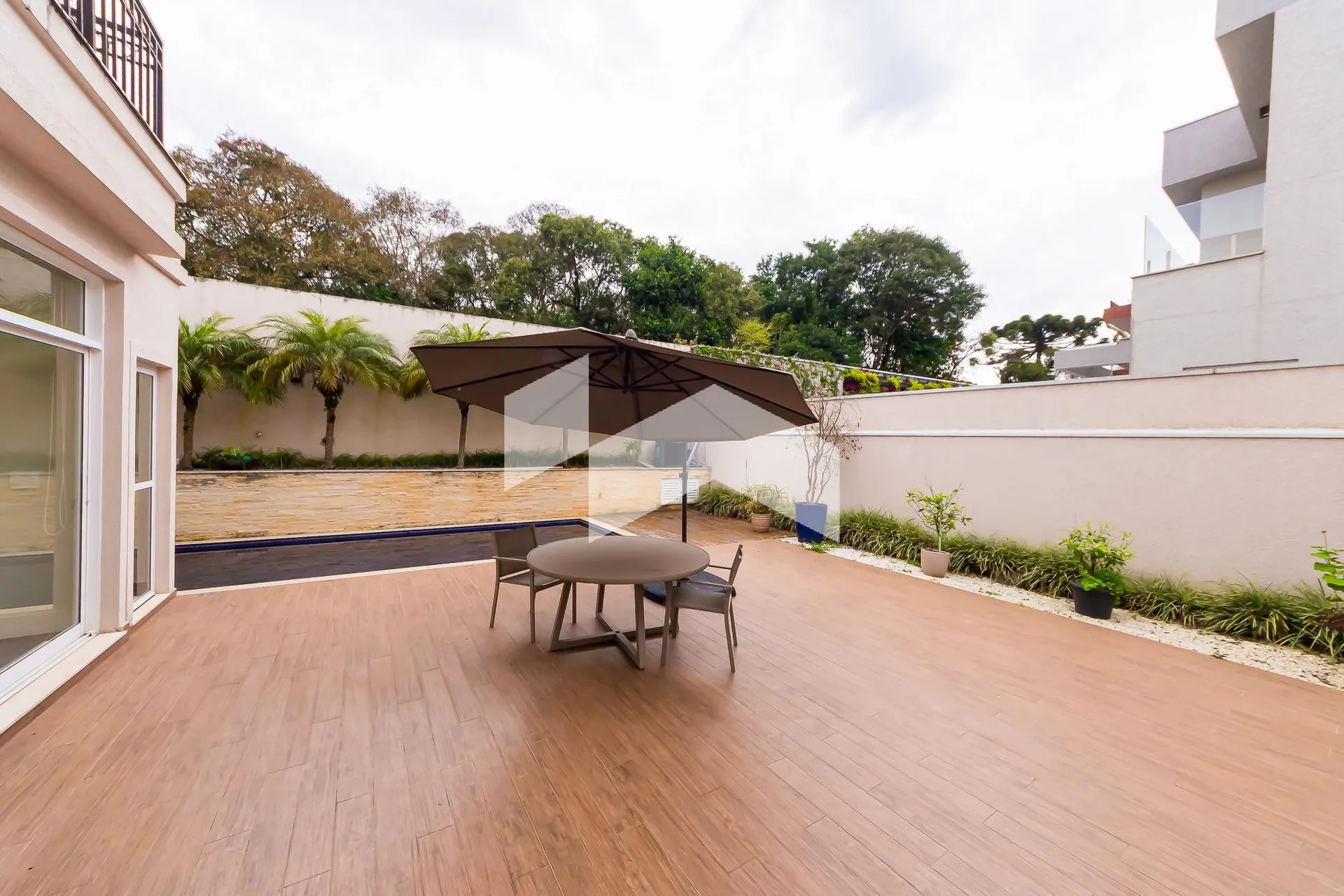 Unfurnished house with 4 en-suite bedrooms and 7 baths — photo 22