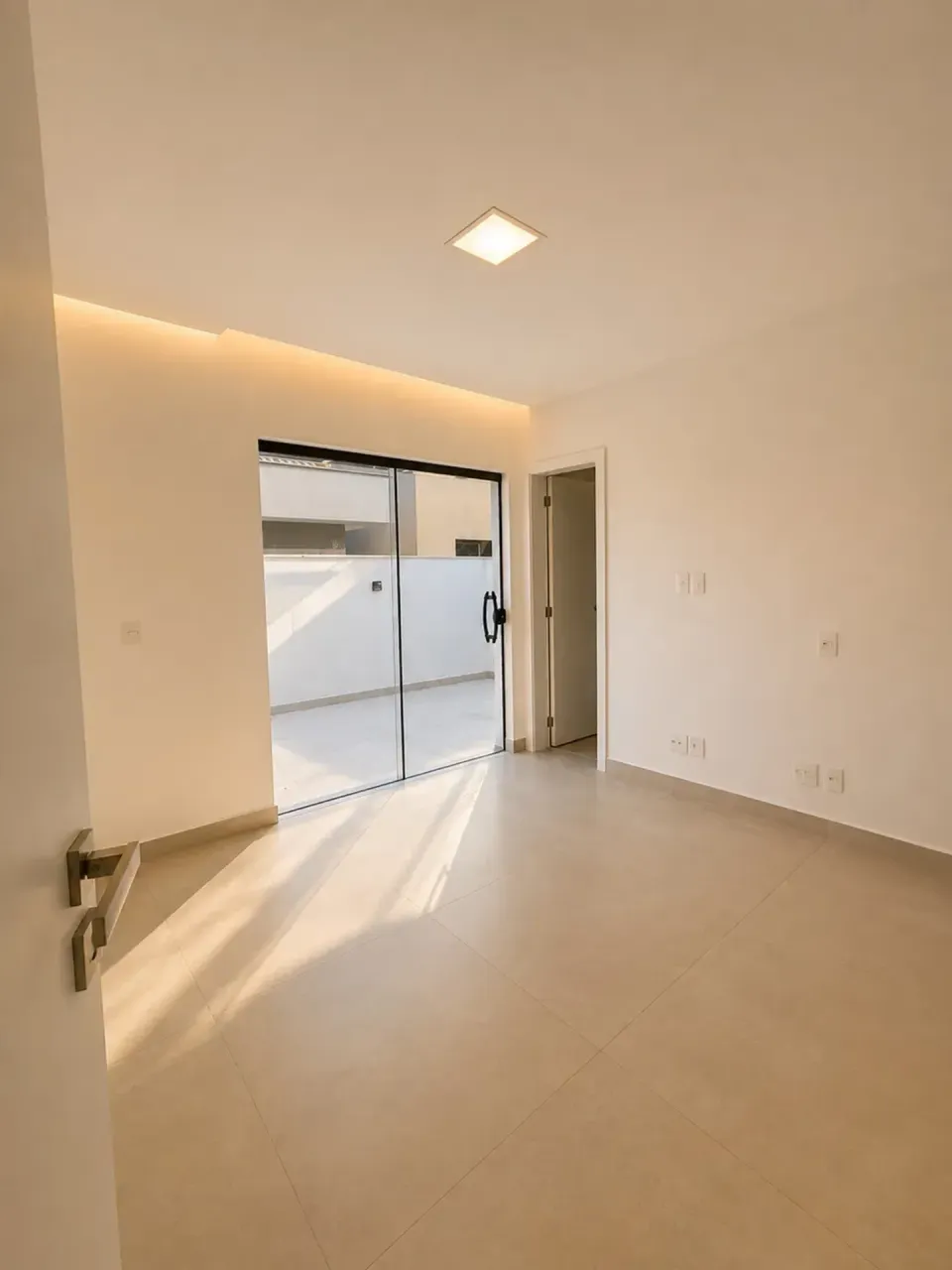 Furnished house with 5 bedrooms and 500 m², 3 parking — photo 14