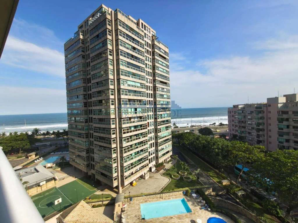 152 m² apartment with 4 bedrooms and enclosed balcony — photo 13