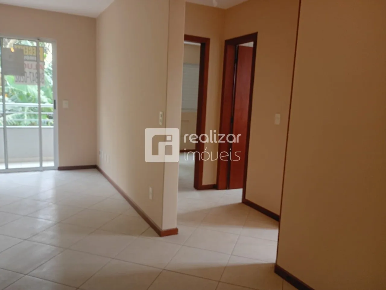 Apartamento de 2 dormitorios con balcón y 1 plaza — photo 10