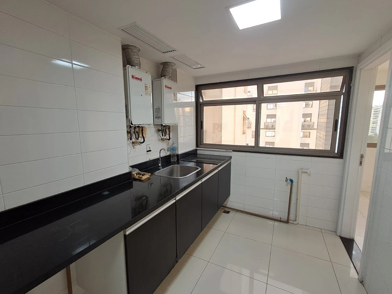 4-suite apartment with 370 m² and private BBQ area — photo 20
