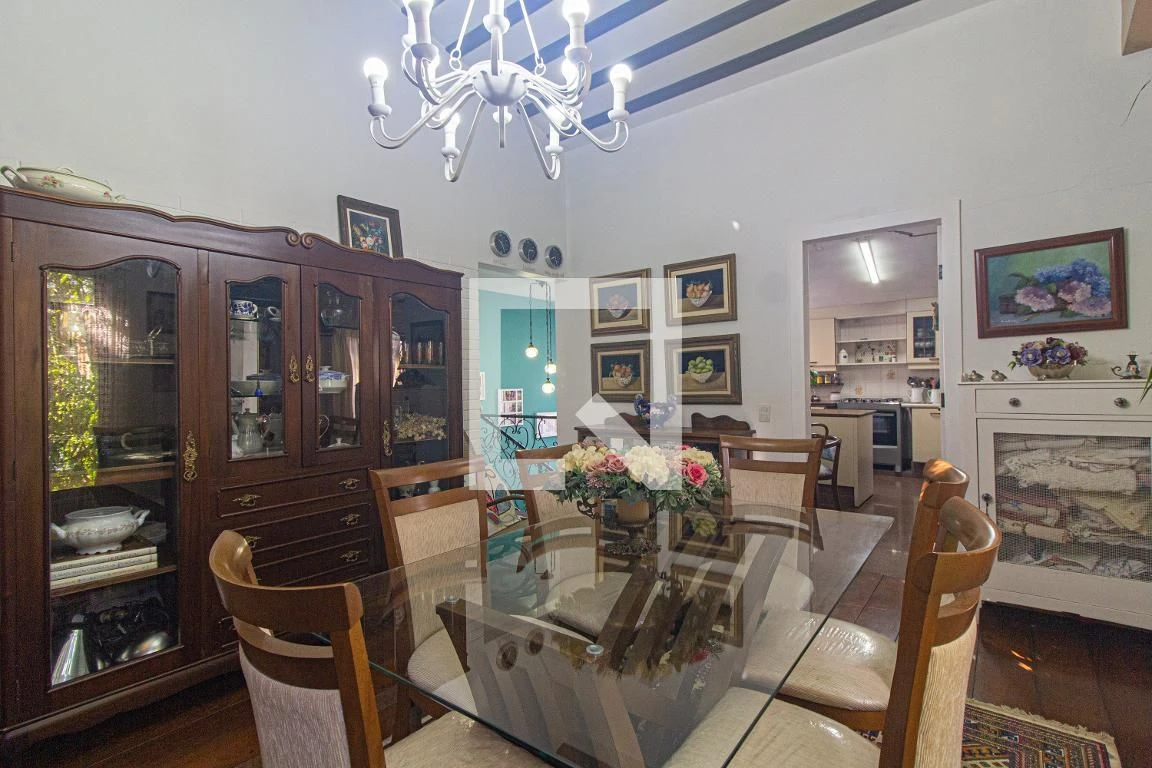 Ванна та 4 спальні: будинок 350 м² — photo 57