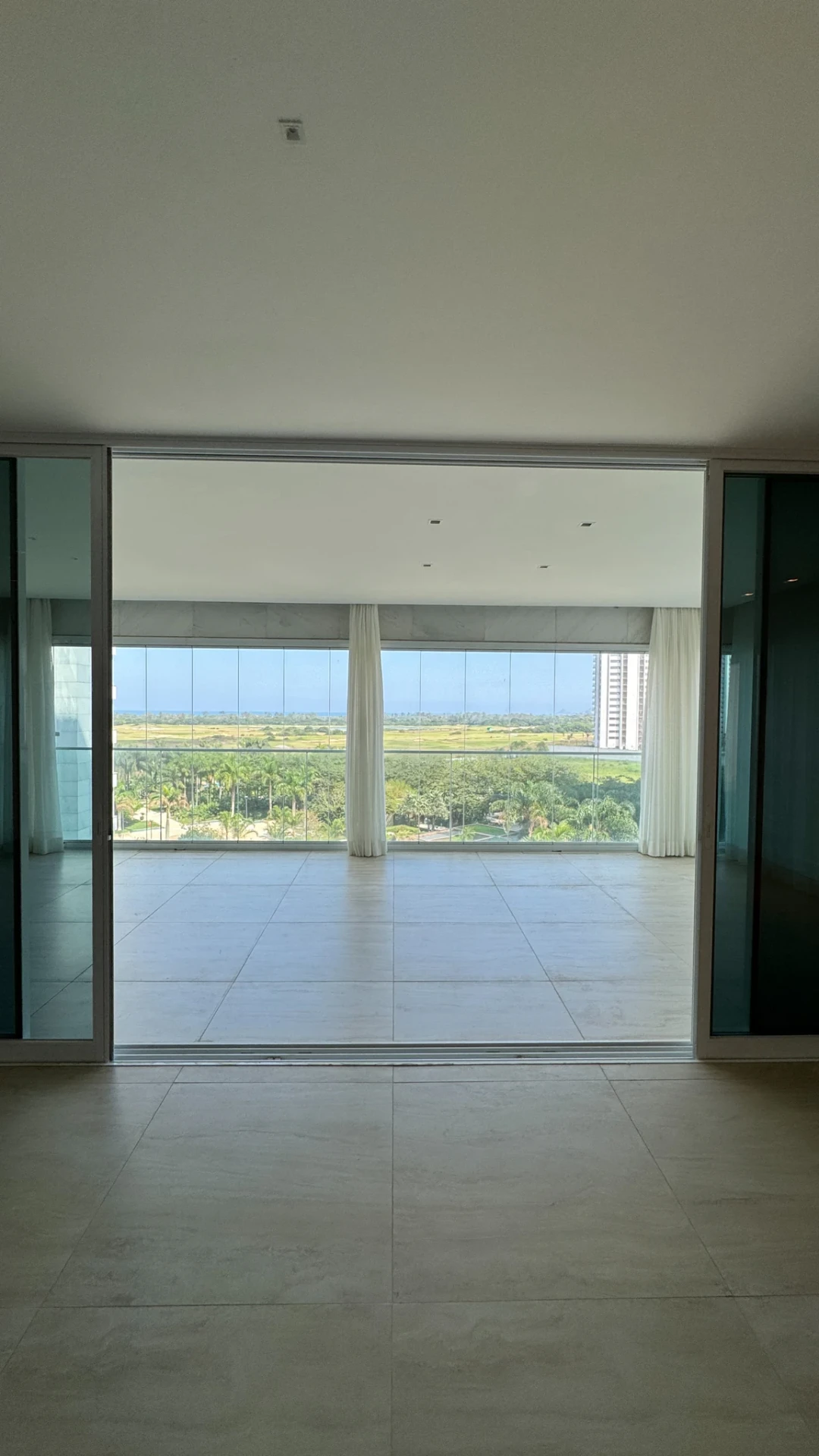Apartamento, 268 m², com varanda envidraçada — photo 23