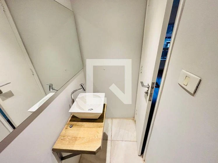4-bedroom apartment with a walk-in closet in Rio de Janeiro — photo 33