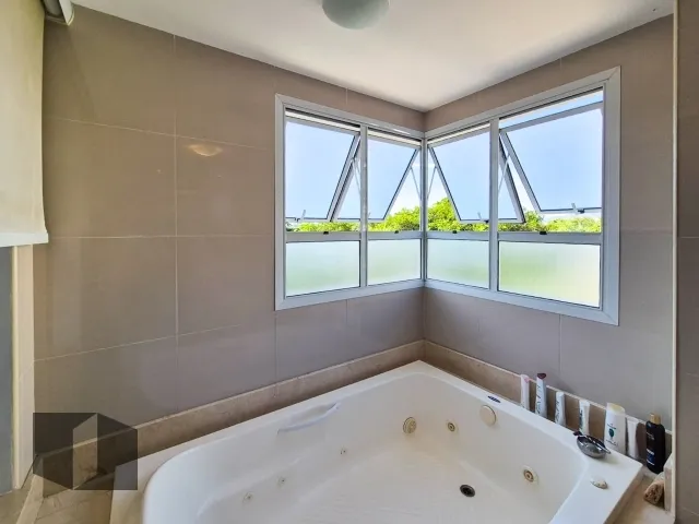 Apartment with 4 bedrooms and 4 bathrooms — photo 6