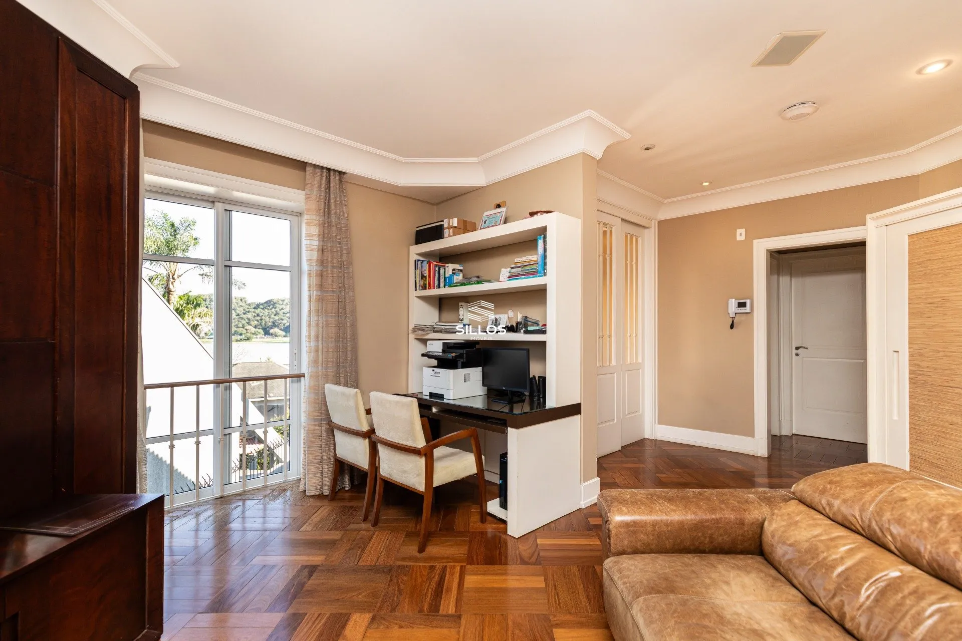 Rental house with 4 en-suite bedrooms and 7 baths — photo 27