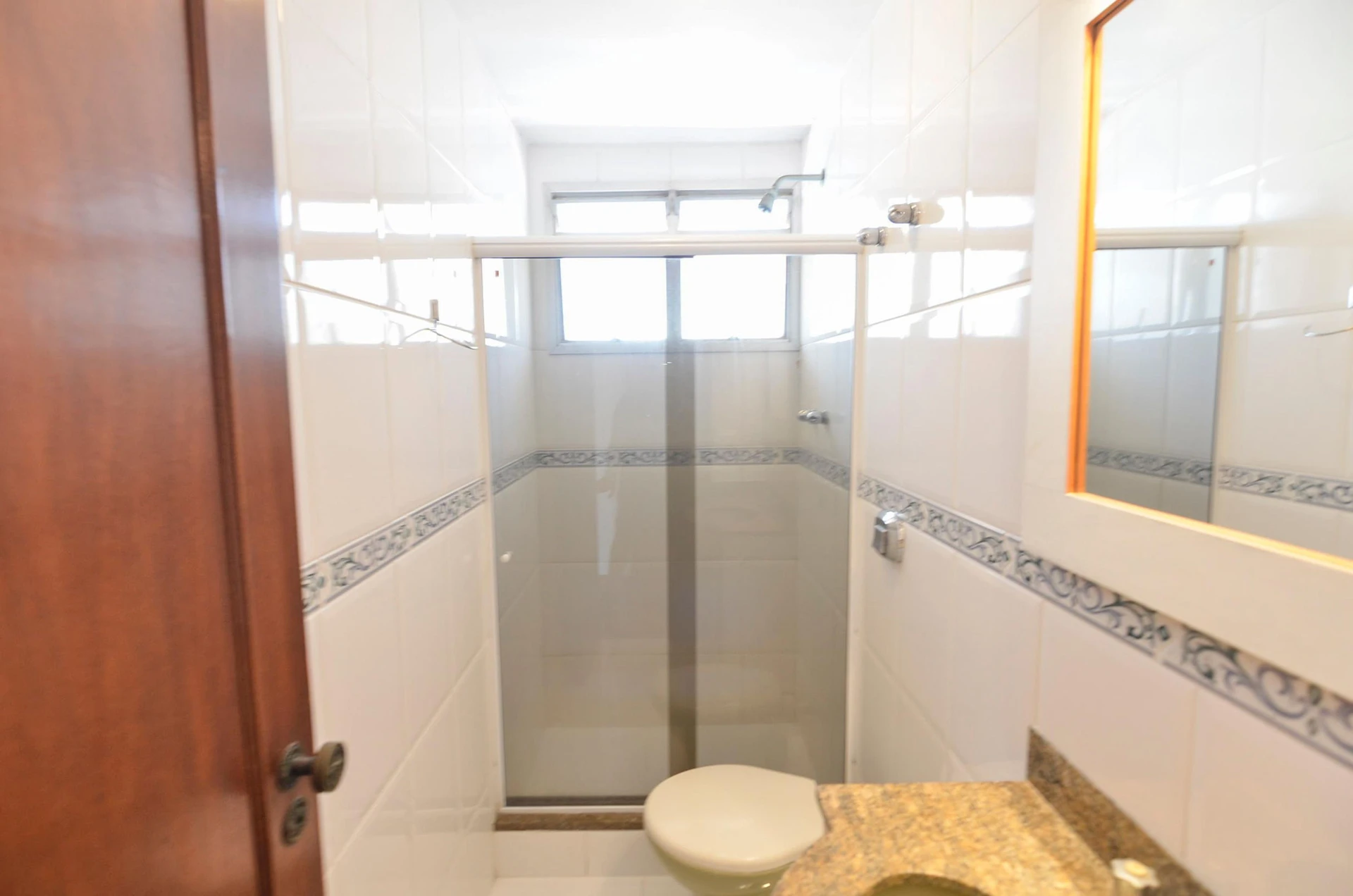 Unfurnished apartment with 3 bedrooms and 2 parking spots — photo 51