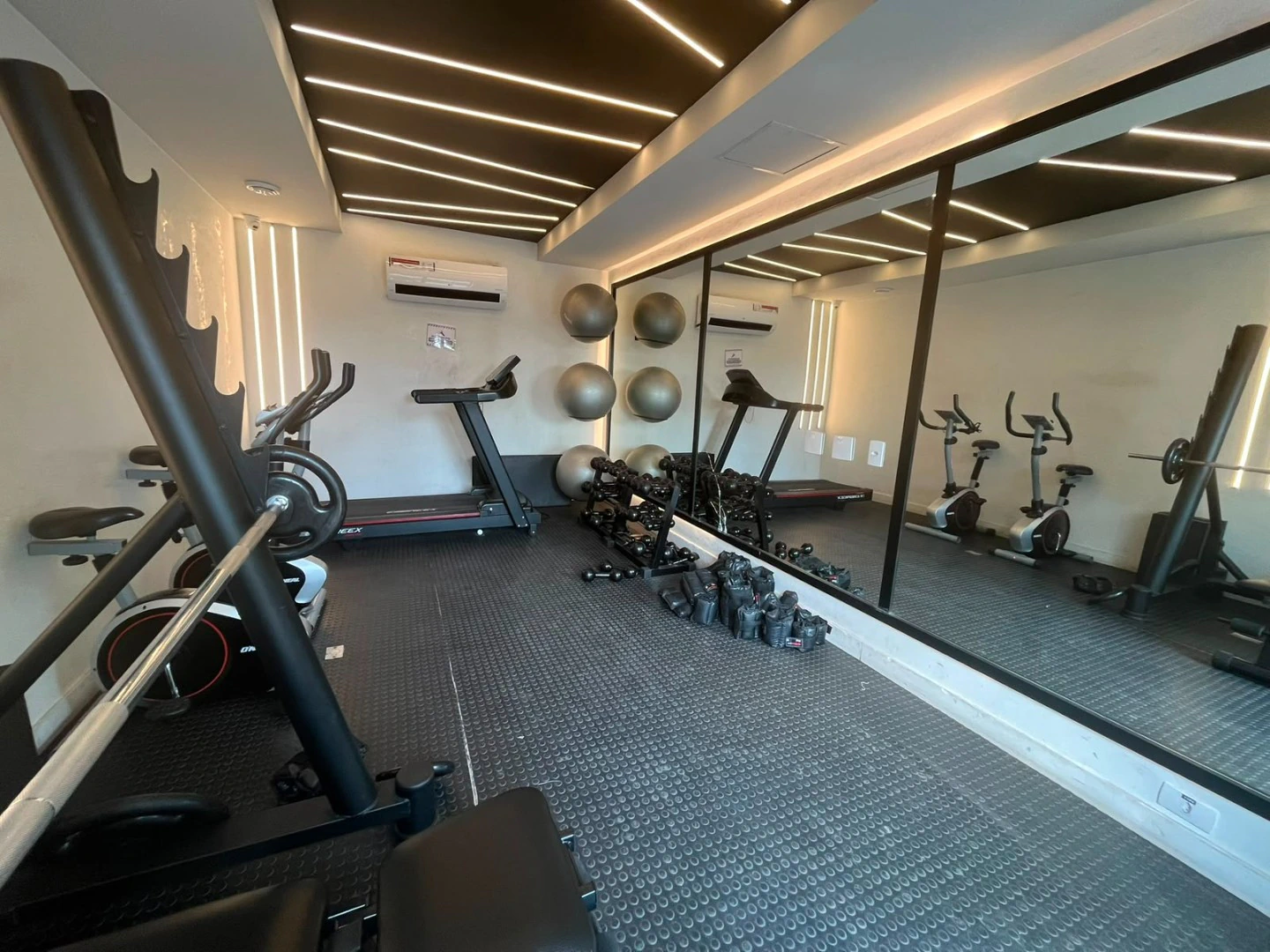 Apartamento com 2 quartos e 2 banheiros com vaga — photo 26