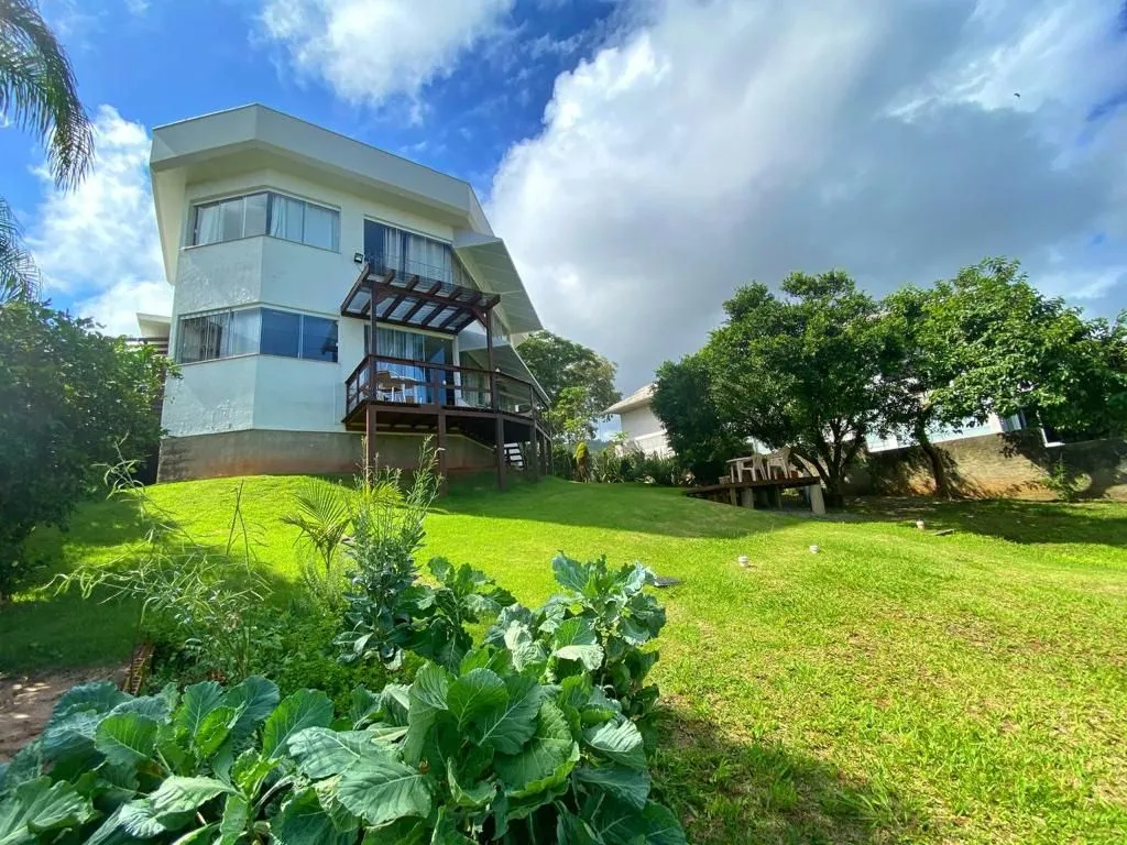 Furnished house with 3 en-suite bedrooms and 4 baths — photo 21
