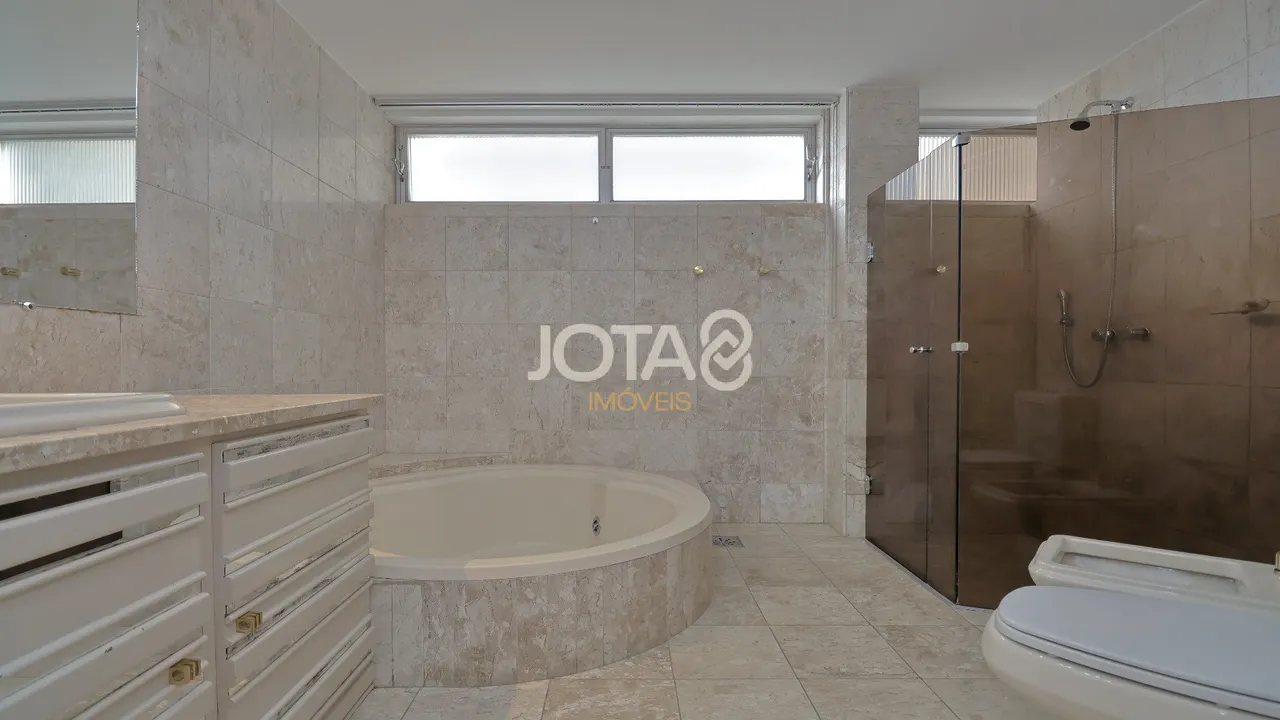 387 m² apartment with 3 bedrooms and a great open kitchen — photo 20
