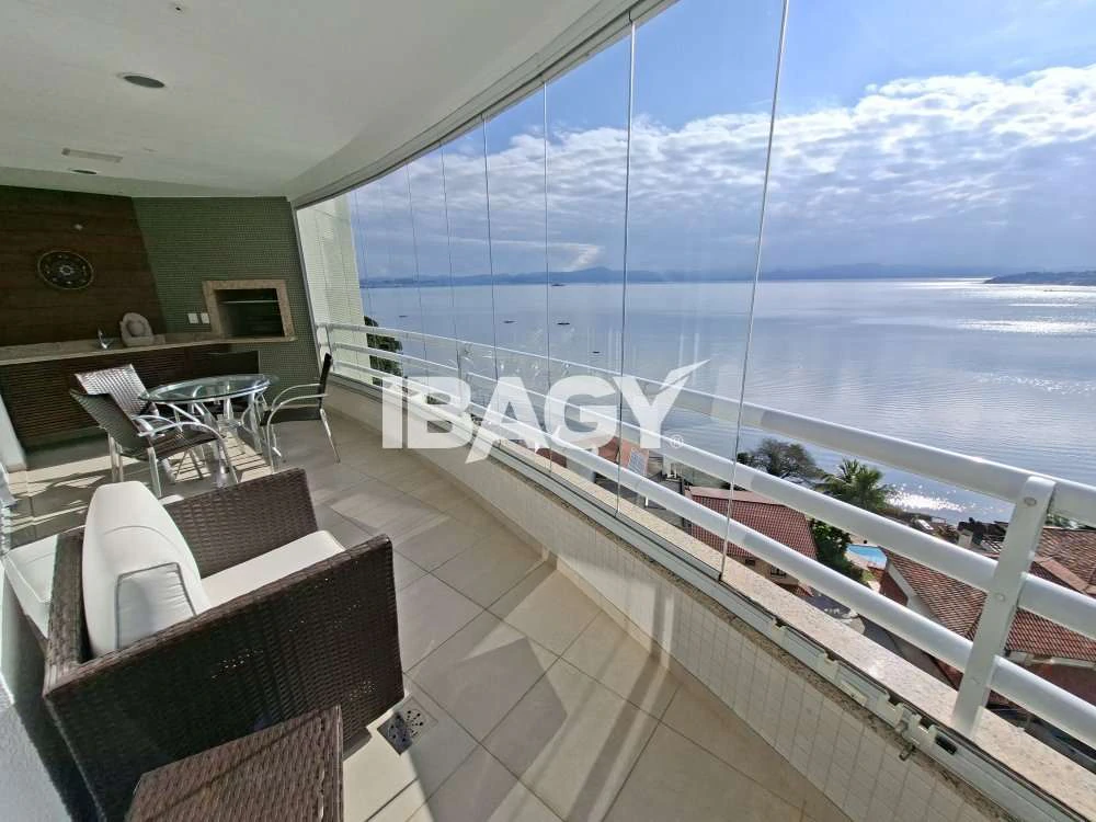 Furnished 222 m² apartment with 4 en-suite bedrooms — photo 3