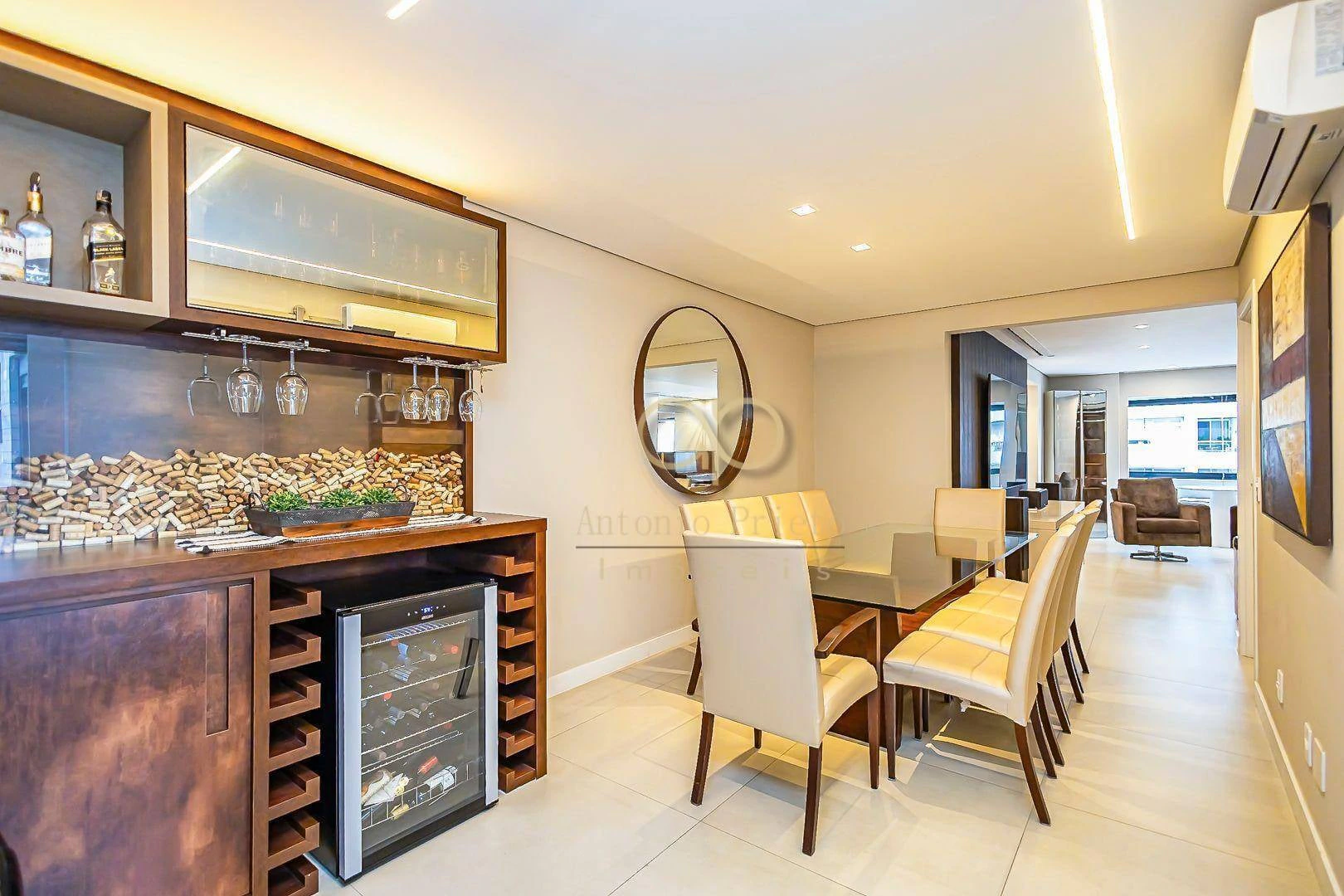 150 m² apartment with a dishwasher and a bathtub — photo 14
