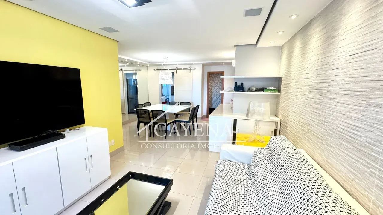 Furnished 4-bedroom apartment with glazed balcony — photo 4