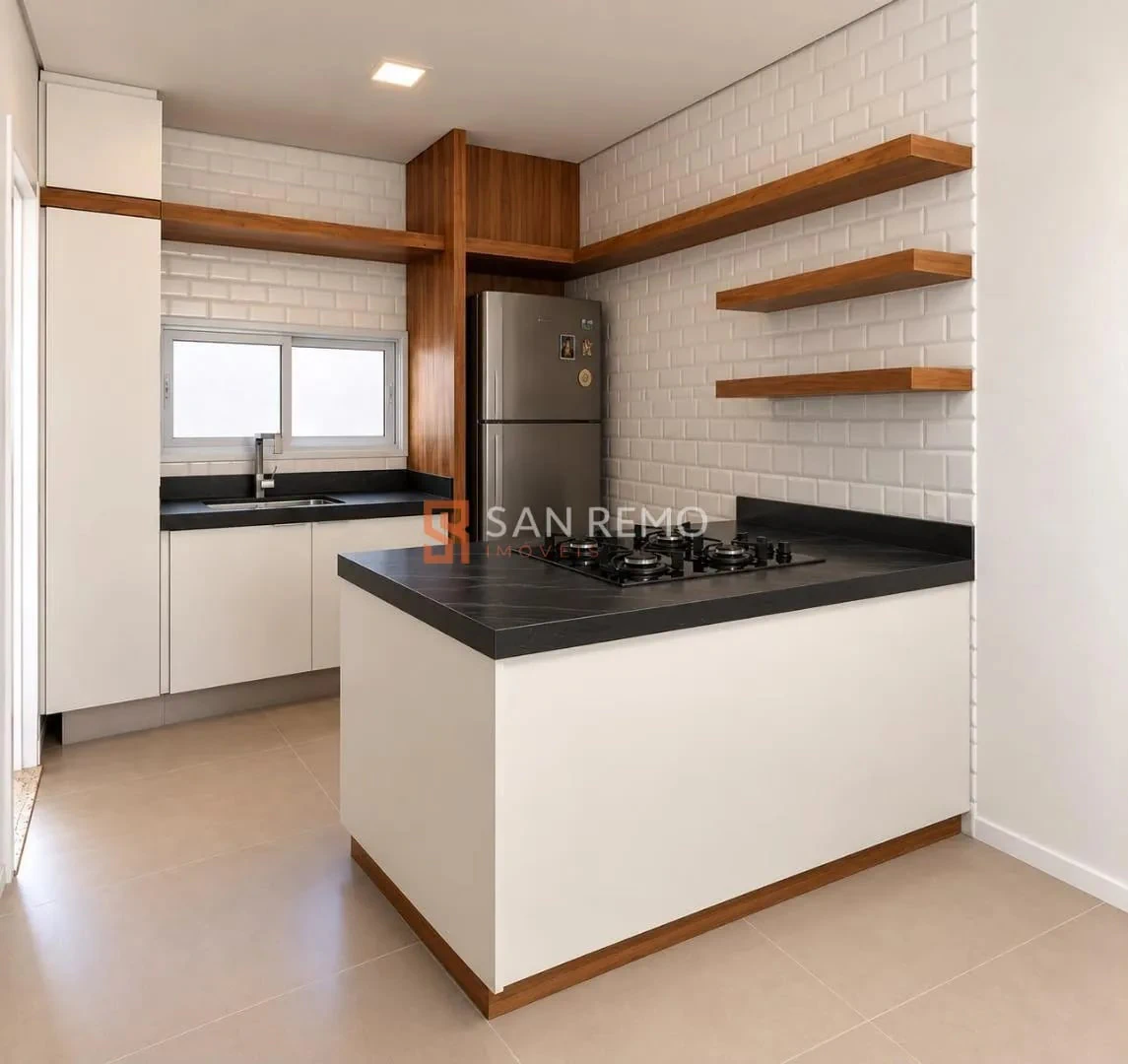 2-bedroom house with a washing machine — photo 2