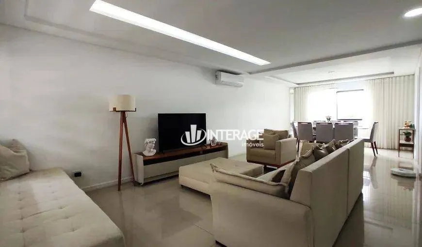 House with 5 bedrooms and 6 bathrooms, 145 m²