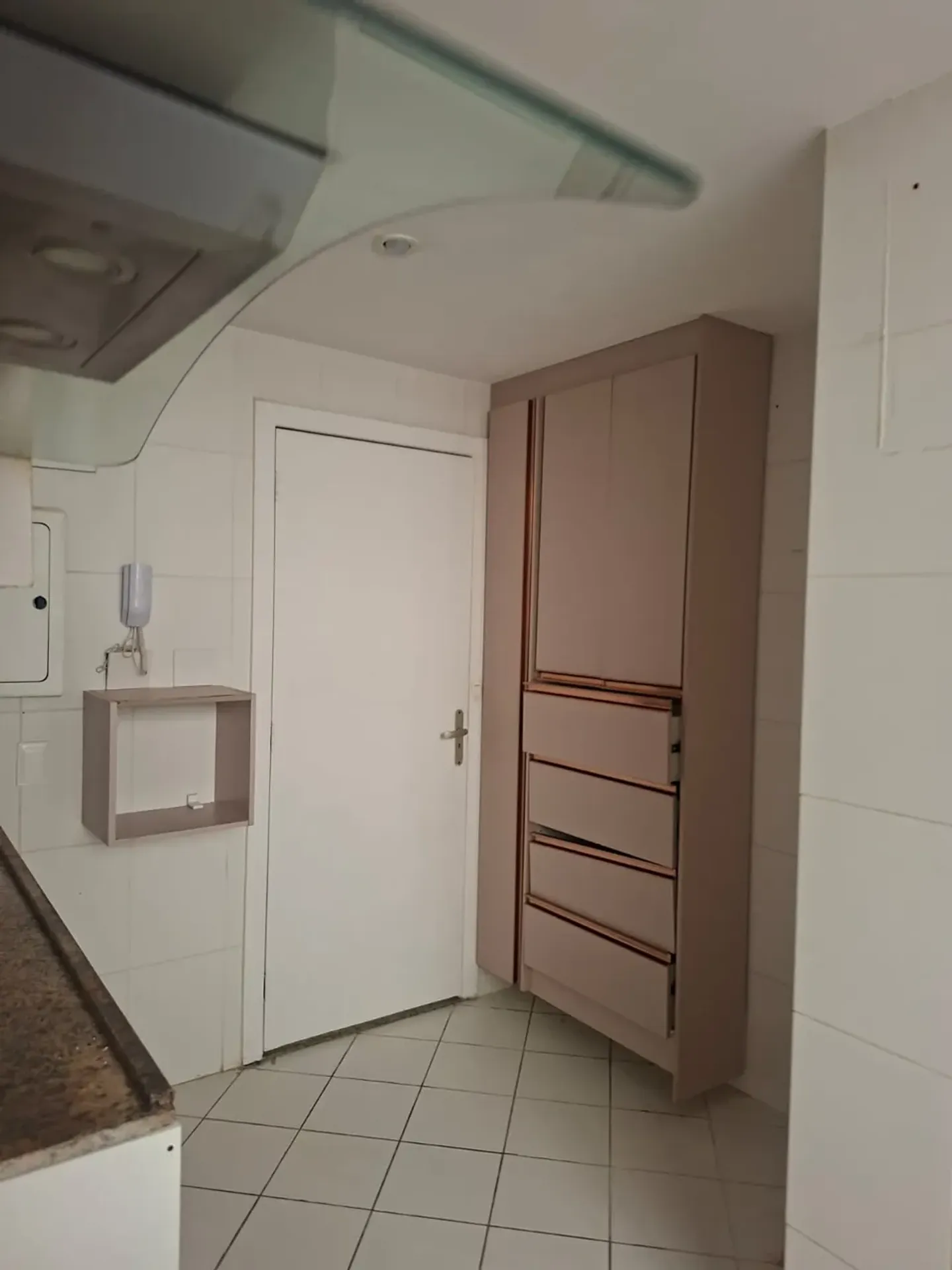 75 m² apartment with 3 bedrooms and a balcony — photo 43