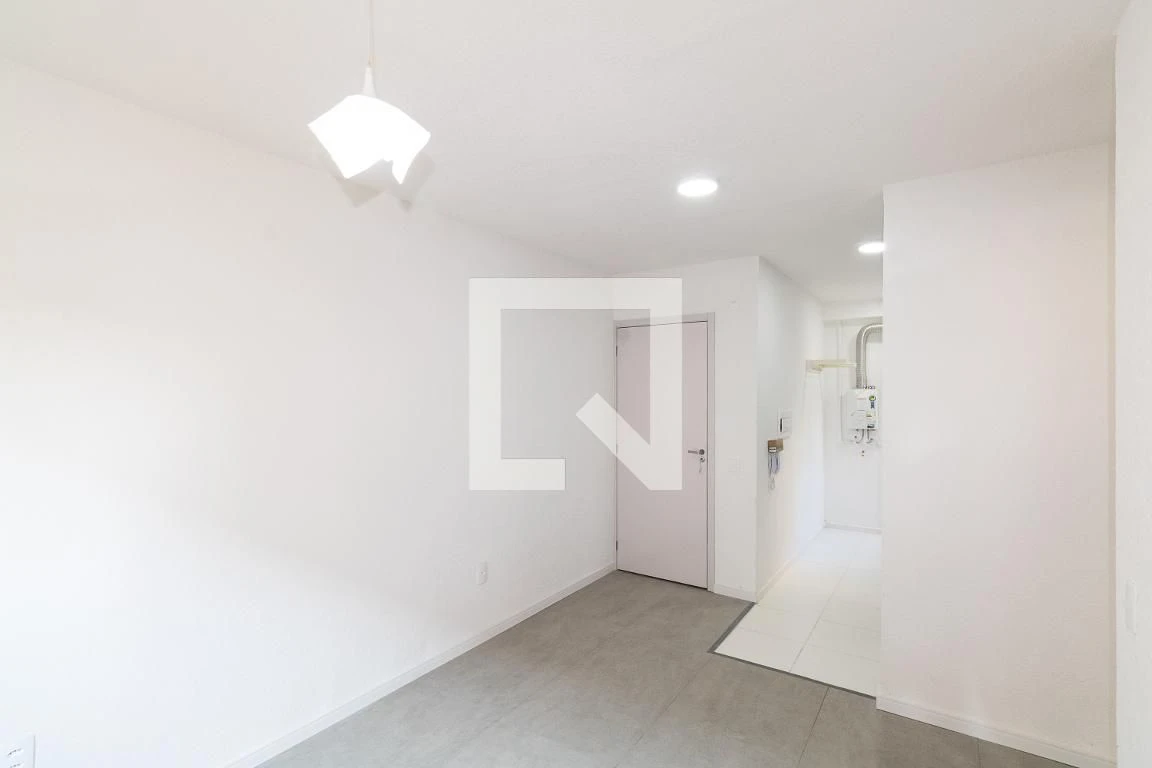 2-bedroom apartment with 1 bathroom and no parking — photo 30