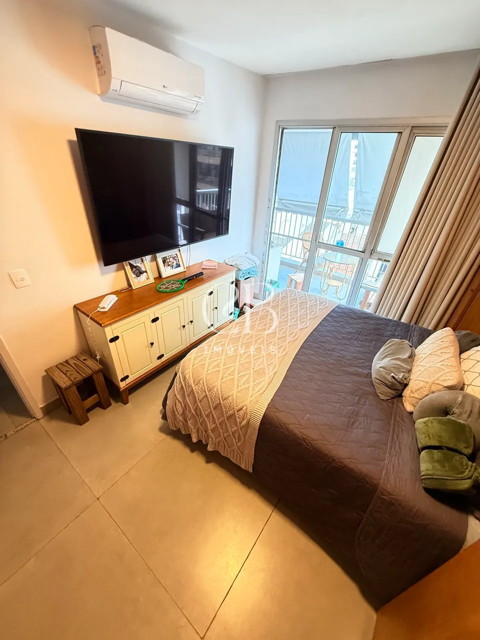Furnished 1-bedroom apartment with 1 bathroom and parking — photo 12