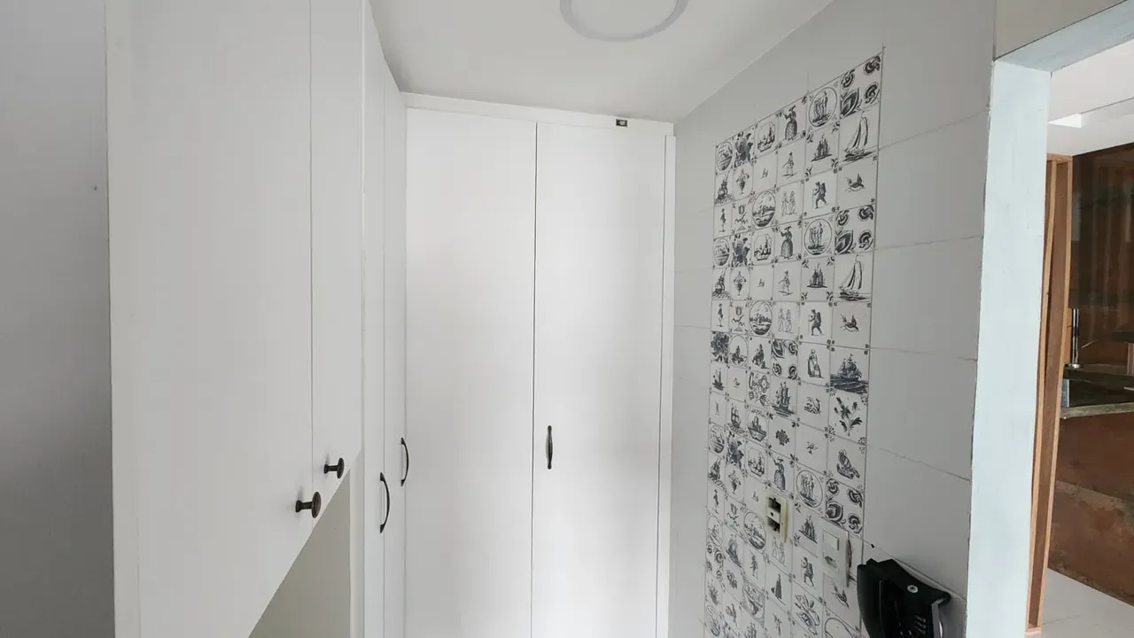 2-bedroom apartment with a walk-in closet — photo 21