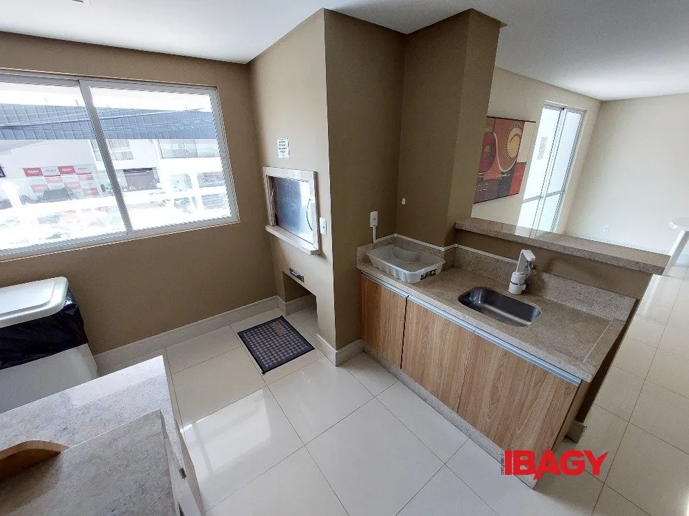 Квартира 85 м² с 3 спальнями и 2 парковочными местами — photo 26