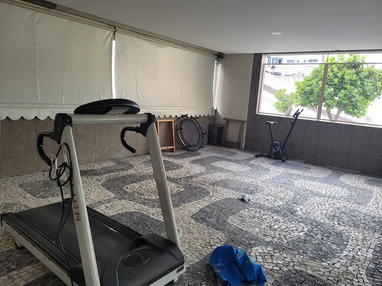 Apartamento duplex com 3 quartos e vista da cidade — photo 36