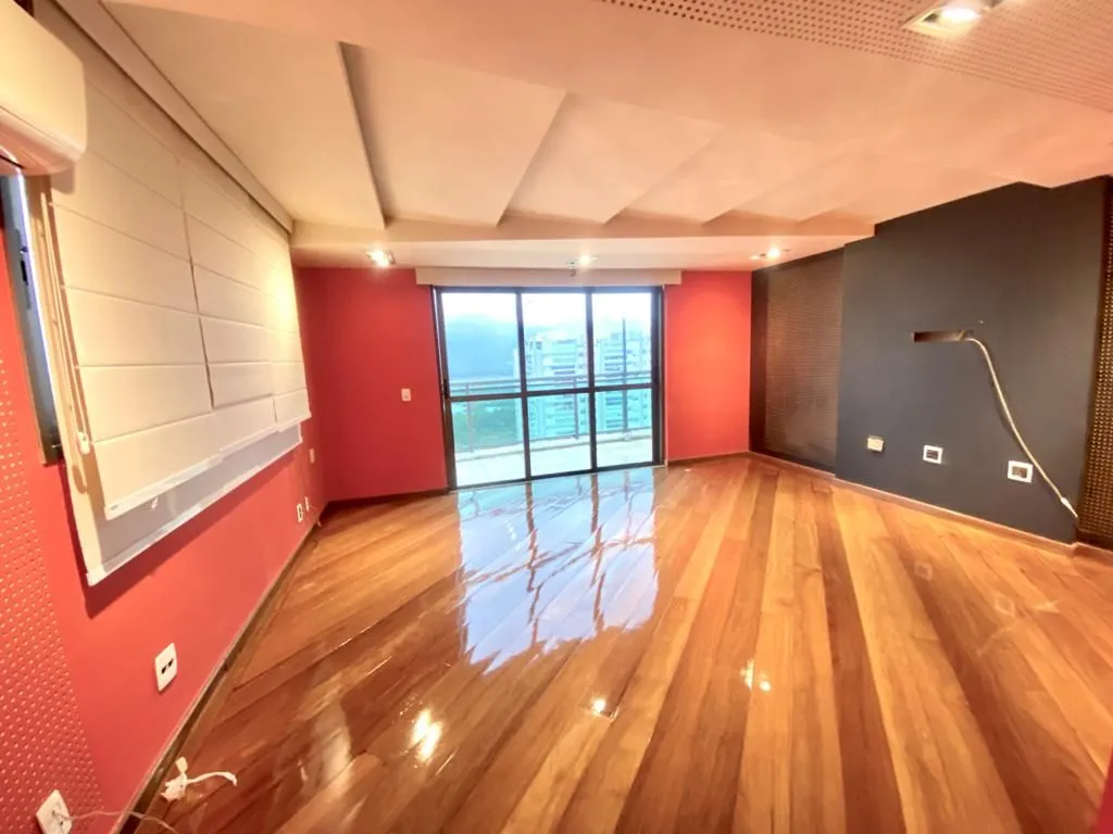 Apartment on the 14th floor with a grill on the balcony — photo 7