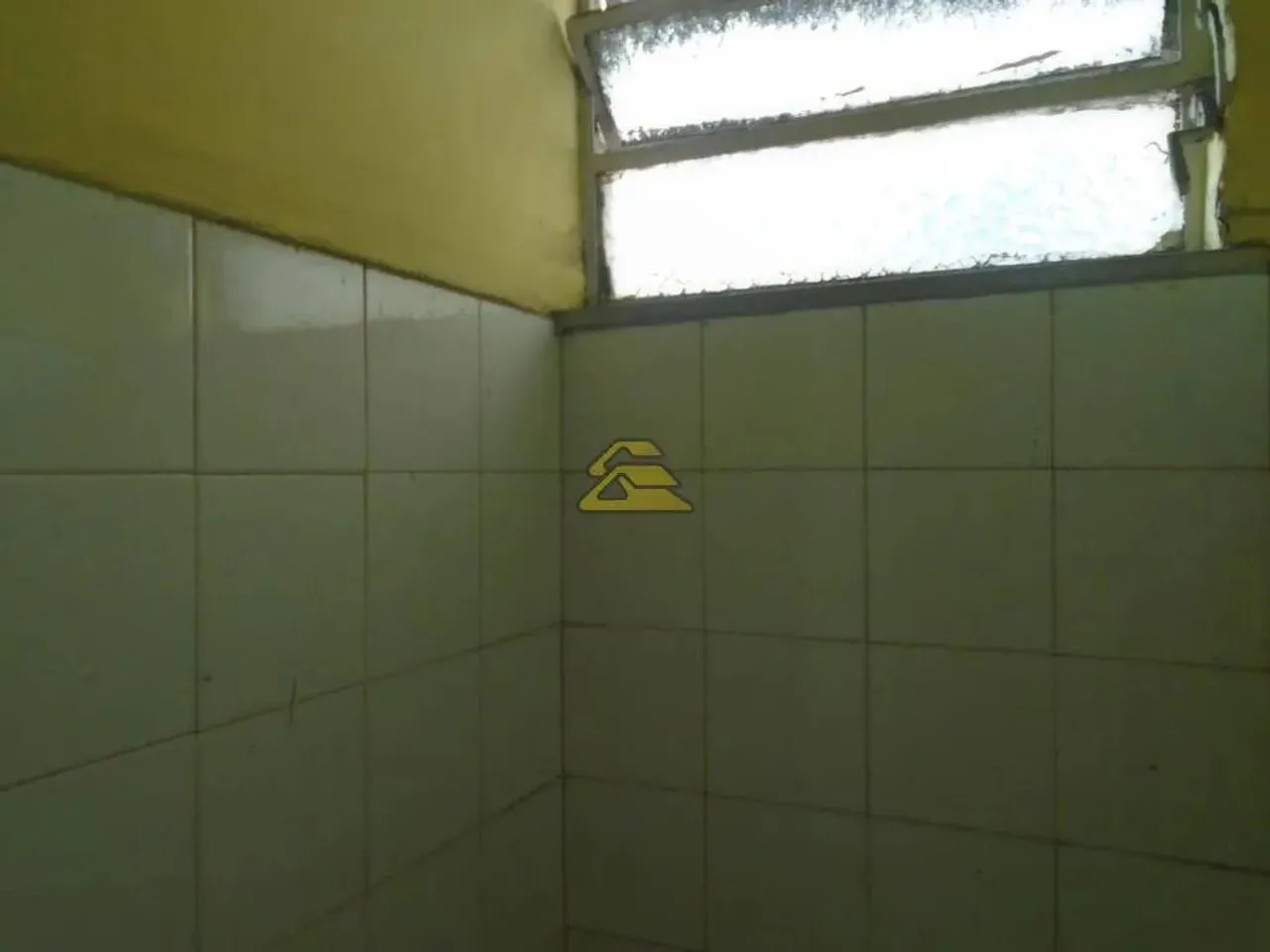 1-bedroom apartment with 1 bathroom and building elevator — photo 12