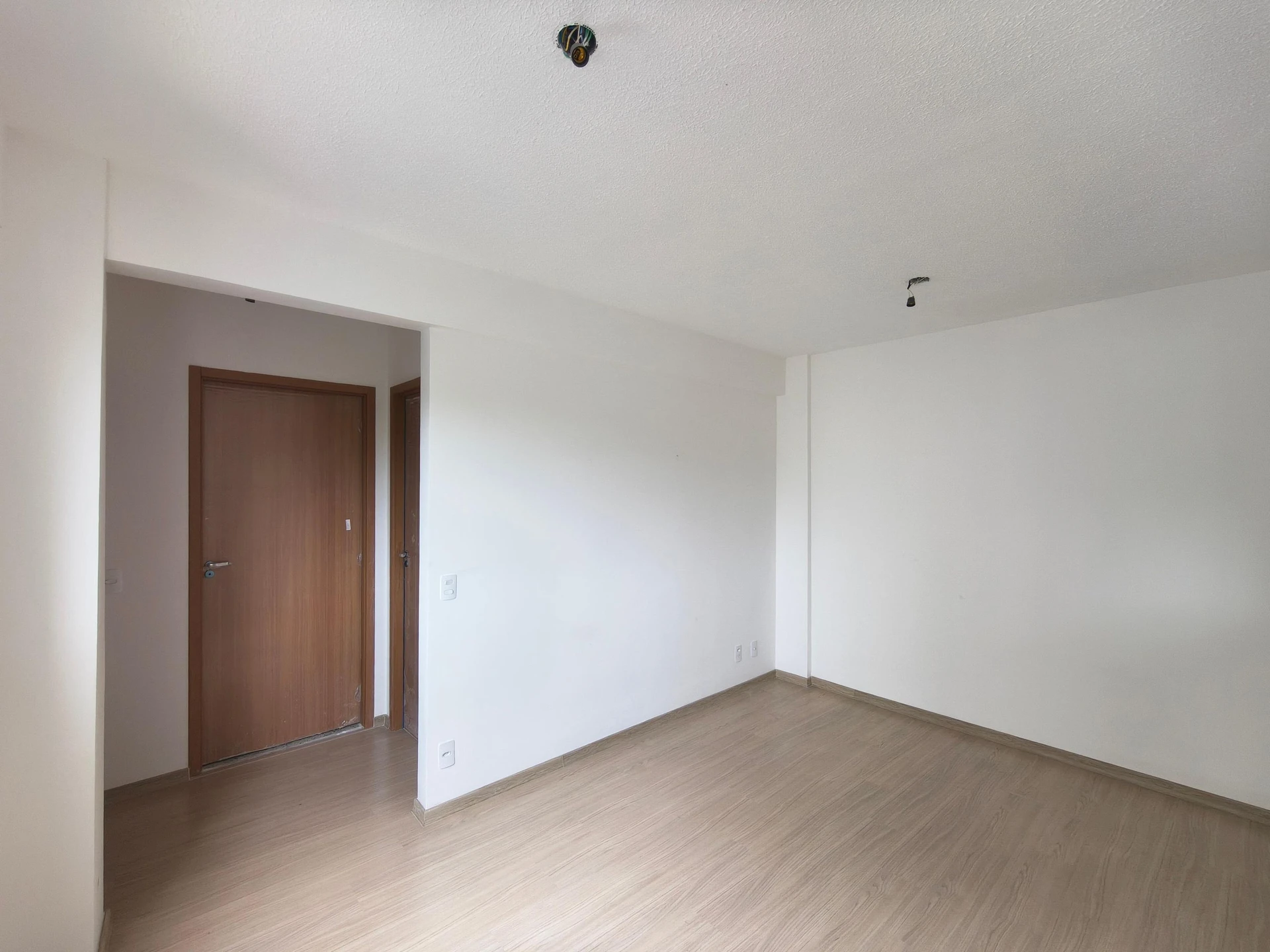 Apartamento de 2 habitaciones con balcón y mascotas — photo 11