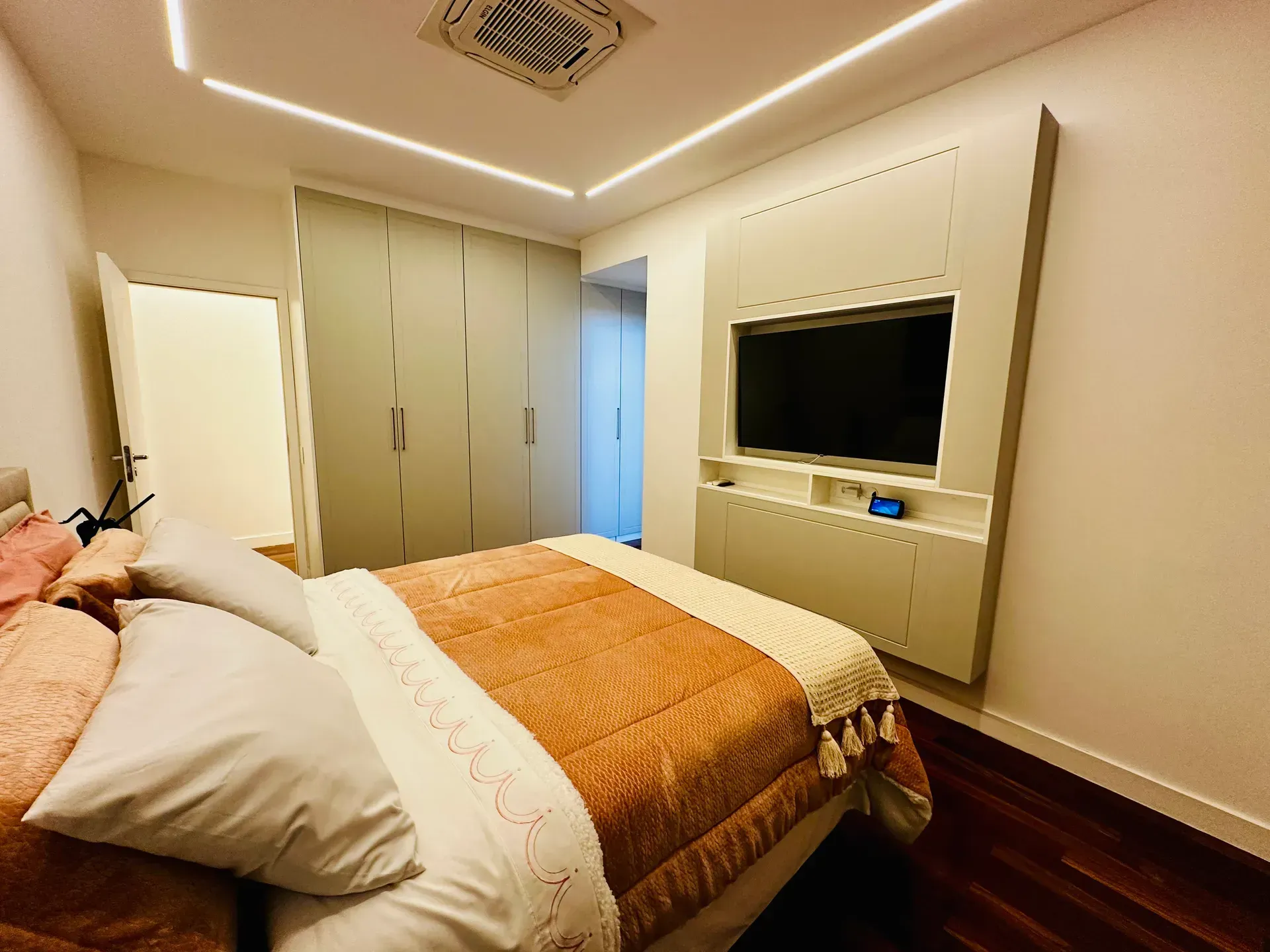 Мебльована дуплекс-квартира з 4 спальнями й 600 м² — photo 29