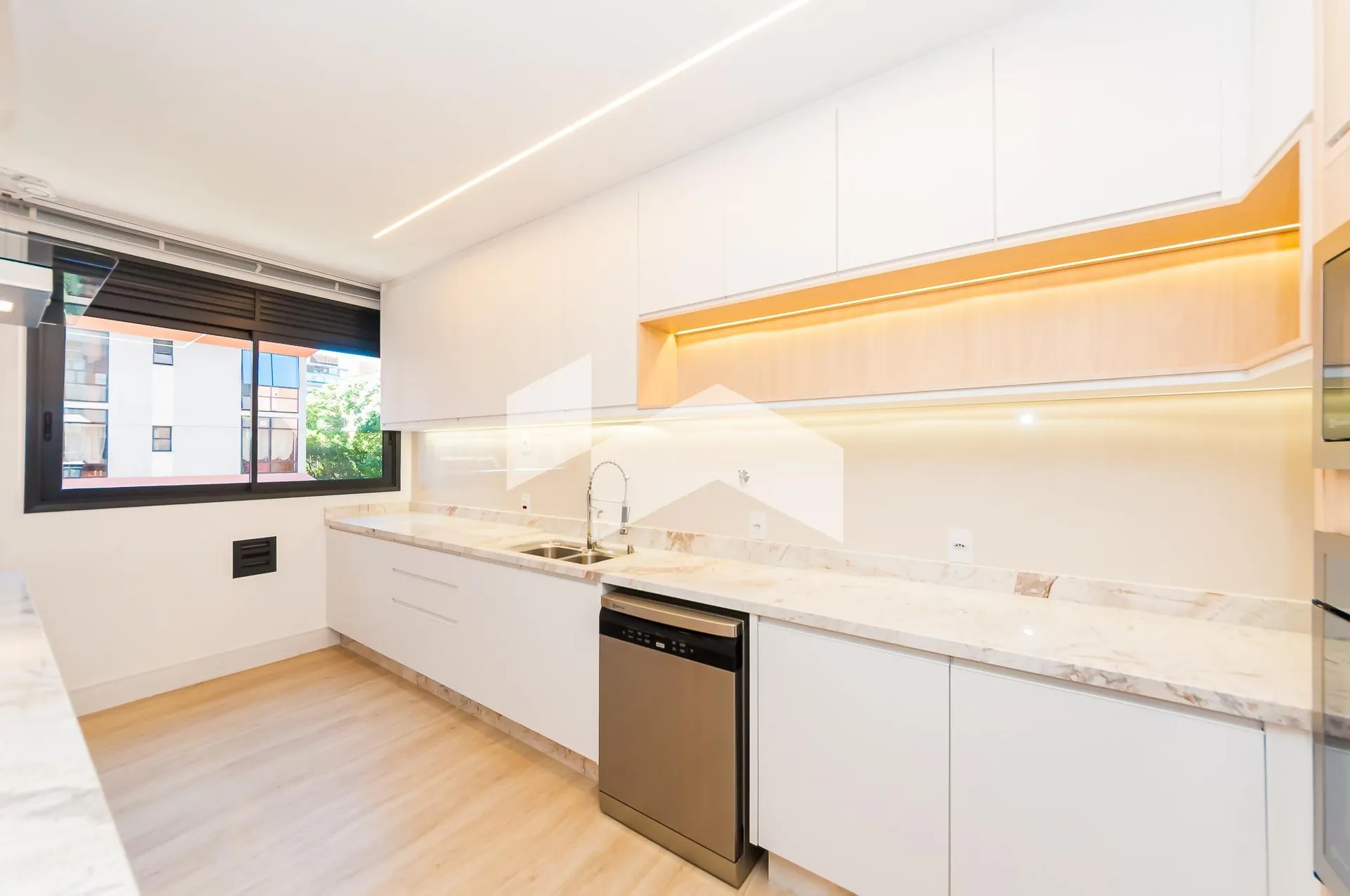 3-suite apartment with 227 m² and 3 parking spaces — photo 11