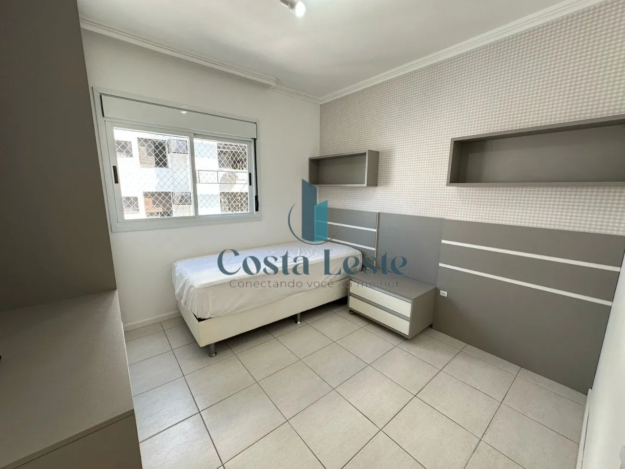 Apartment, 130 m², with a glass-enclosed balcony — photo 16