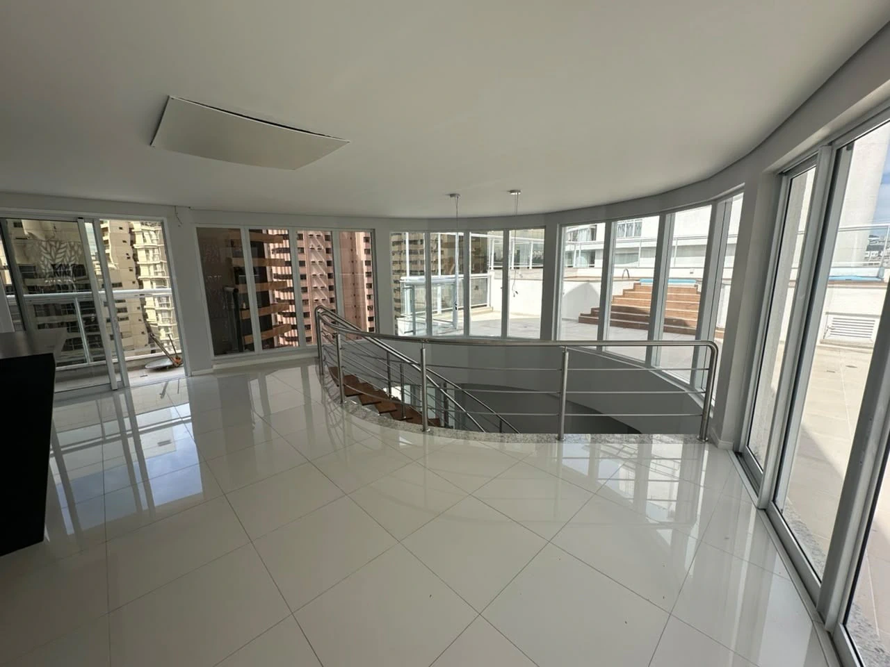 Ванна и 4 спальни: квартира 324 м² — photo 30