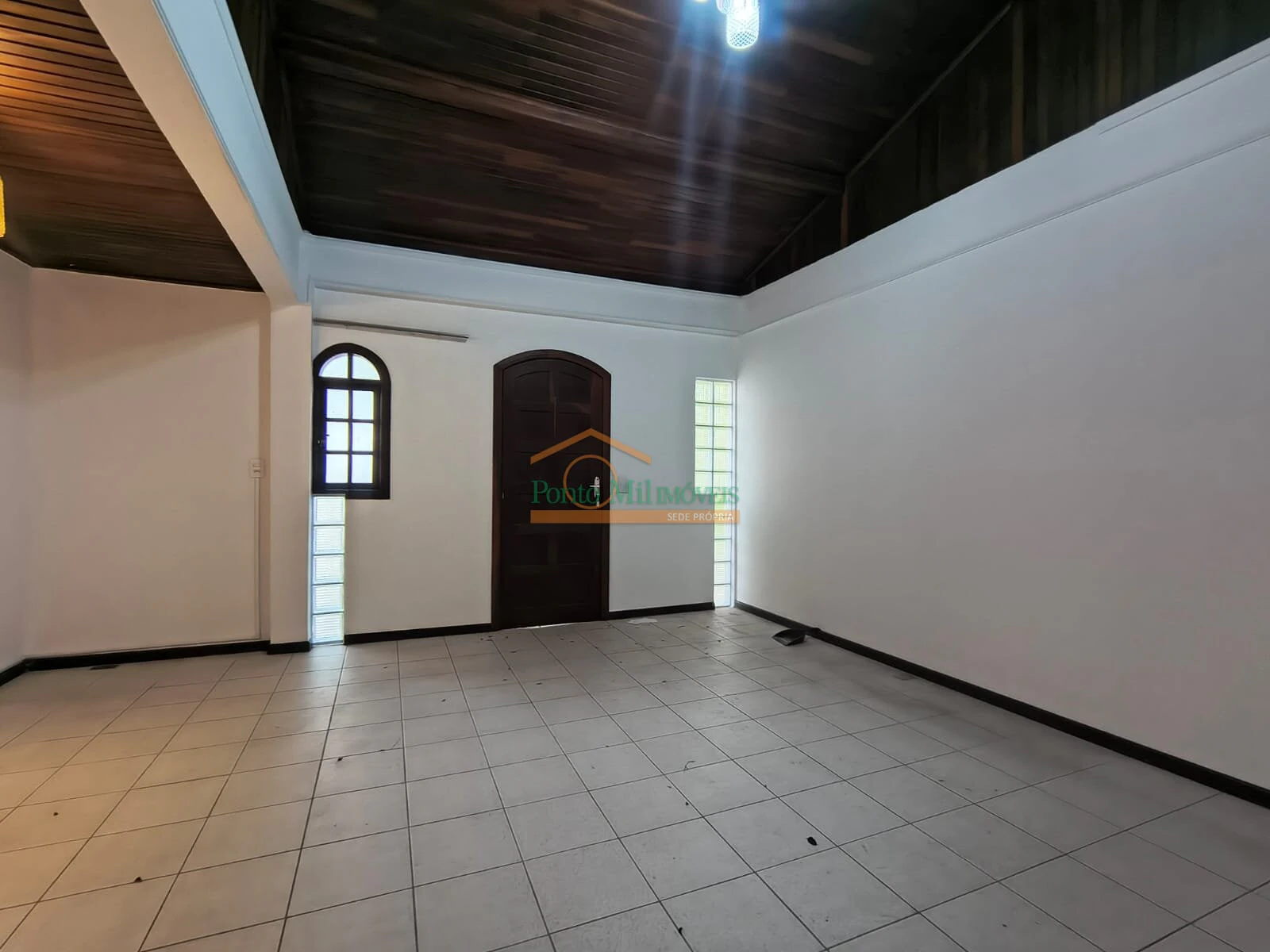 Будинок 165 м² з балконом із грилем та власним барбекю — photo 9