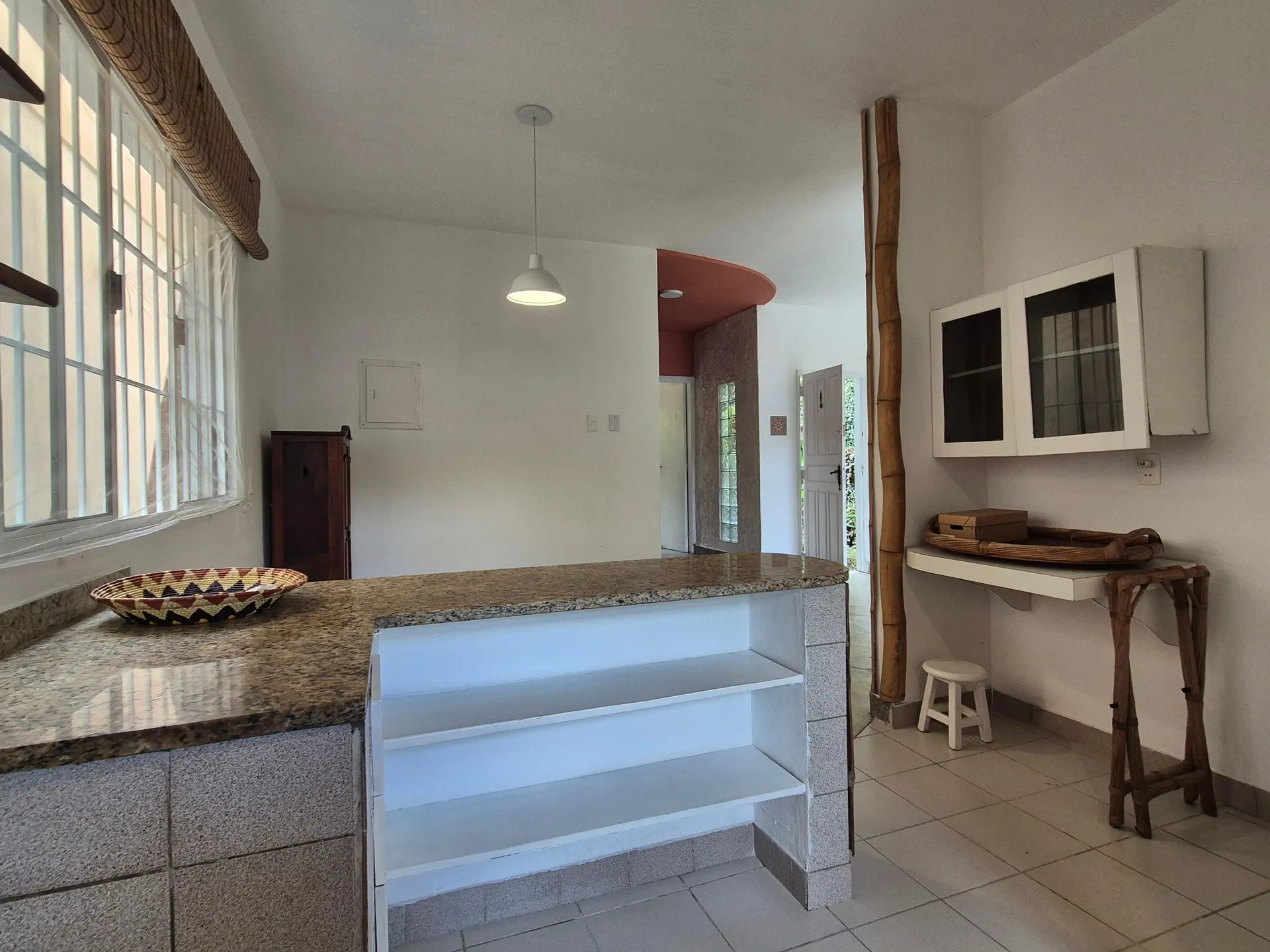 Condominium house to rent with 3 bedrooms and a suite — photo 63