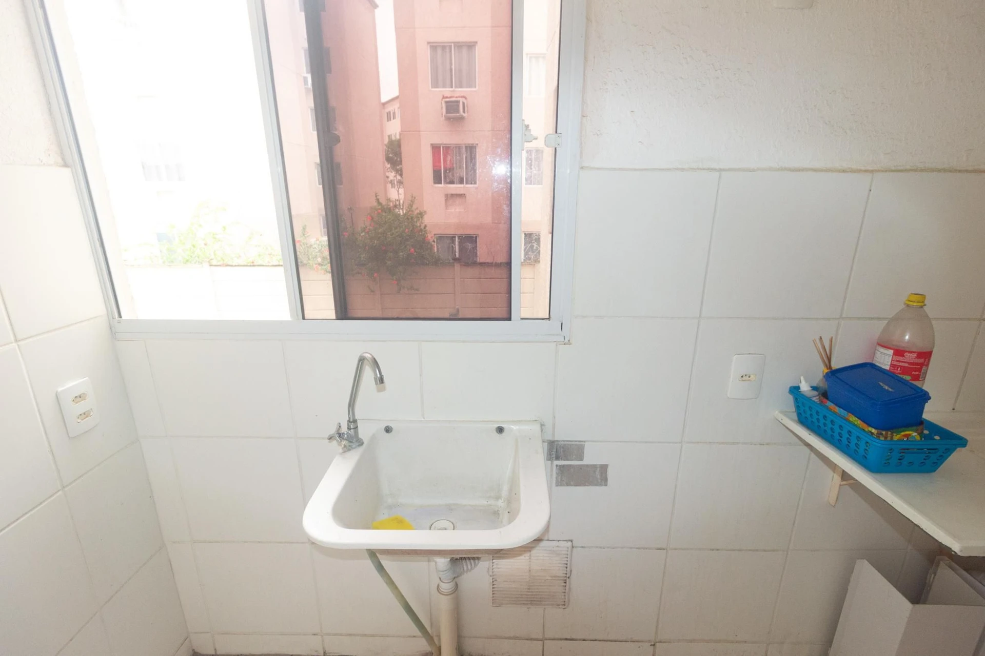 2-bedroom apartment with parking and gas cooking