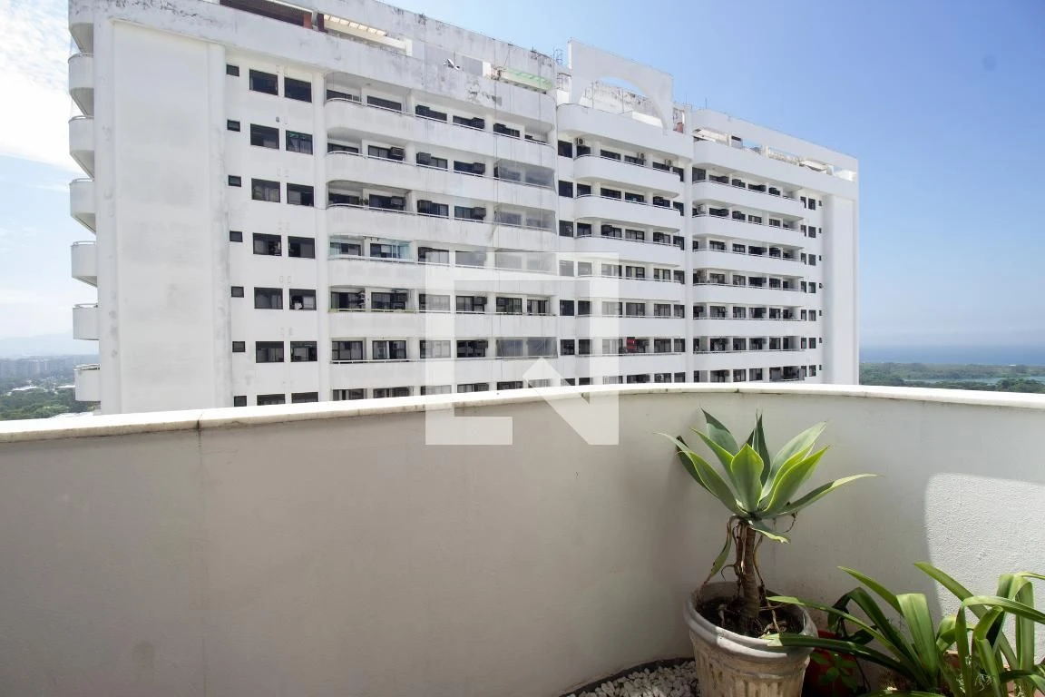 Water view in a 2-bedroom apartment, 75 m² — photo 13