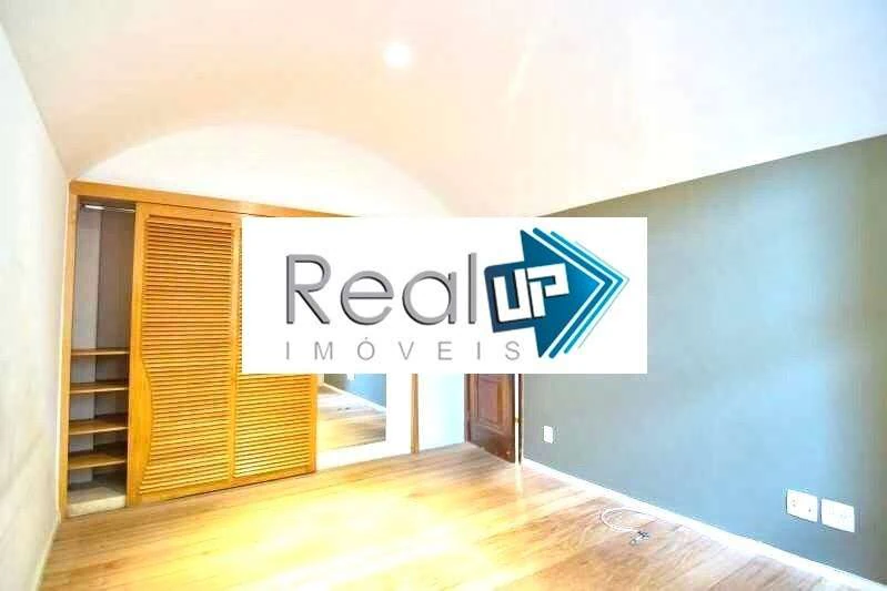 172 m² apartment with 3 bedrooms and a dedicated laundry area — photo 7