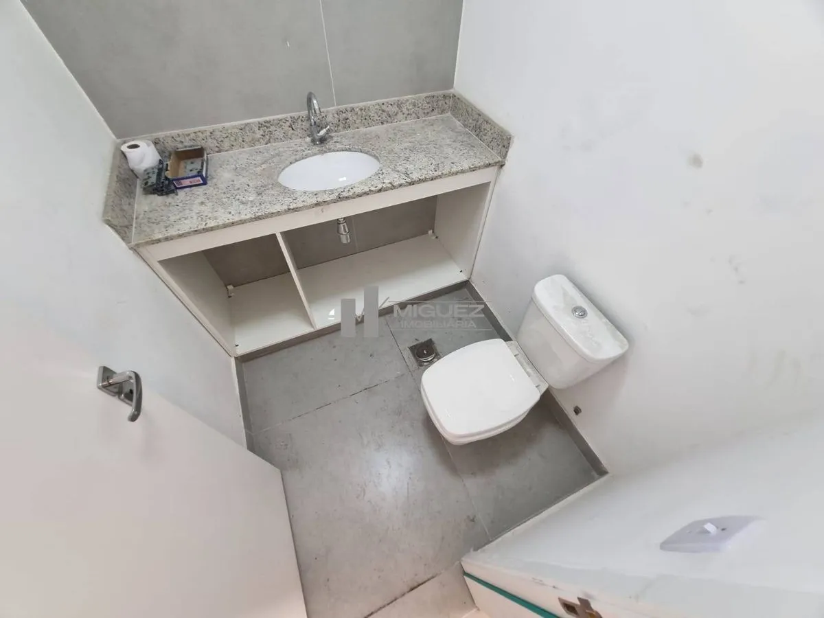 Unfurnished rental house with 1 bedroom and 6 baths 401 m² — photo 42