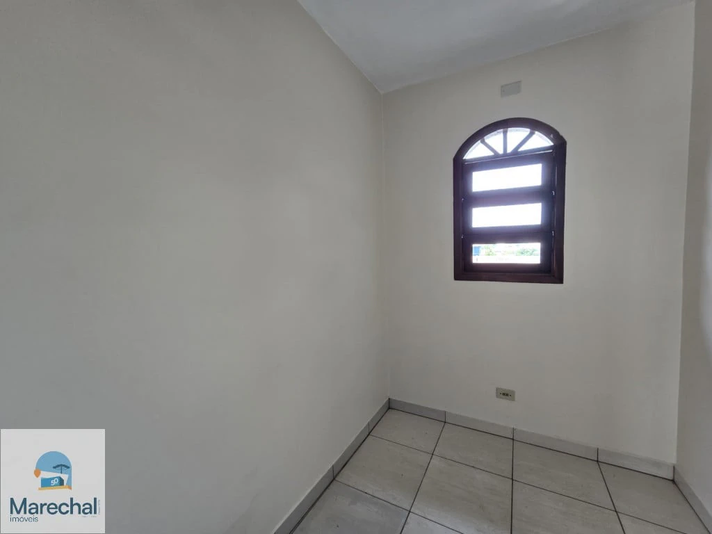 3-bedroom house with a private BBQ — photo 18