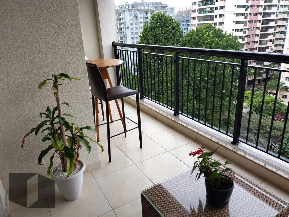 Furnished 84 m² apartment with 3 bedrooms and a suite — photo 13