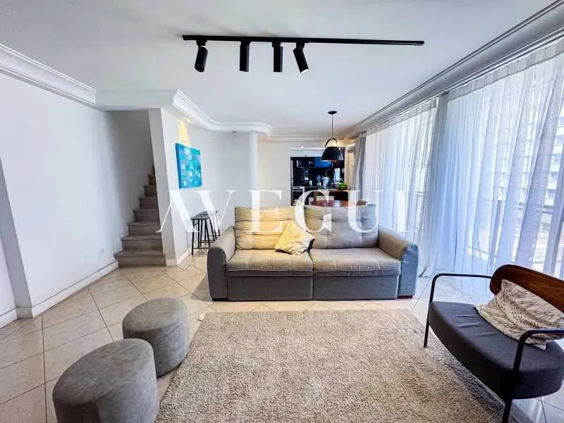 Apartamento mobiliado com 2 quartos e varanda com churrasqueira — photo 7