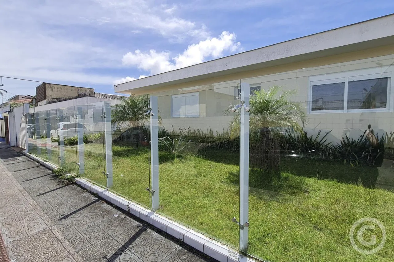4-bedroom house with a walk-in closet in Florianópolis — photo 14