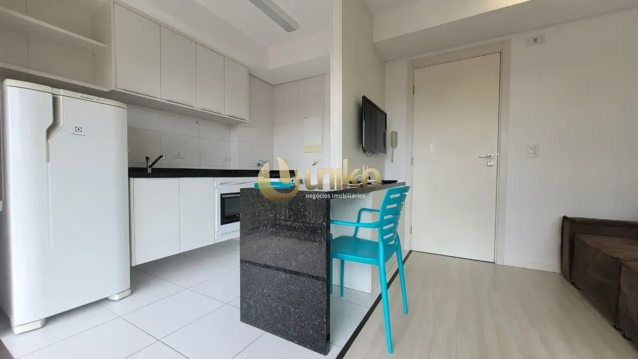 Apartamento mobiliado de 49 m² com varanda fechada — photo 3