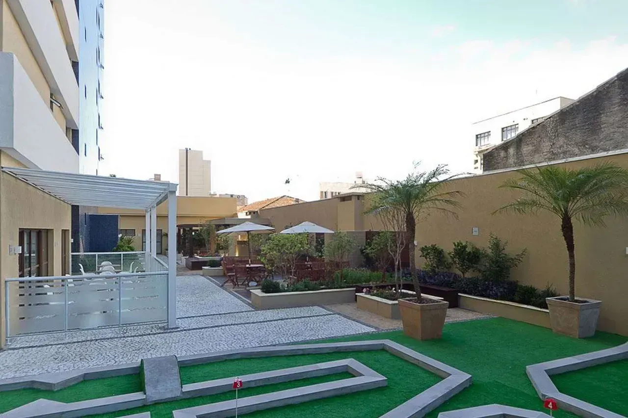 Furnished 1-bedroom apartment with 1 parking space — photo 20